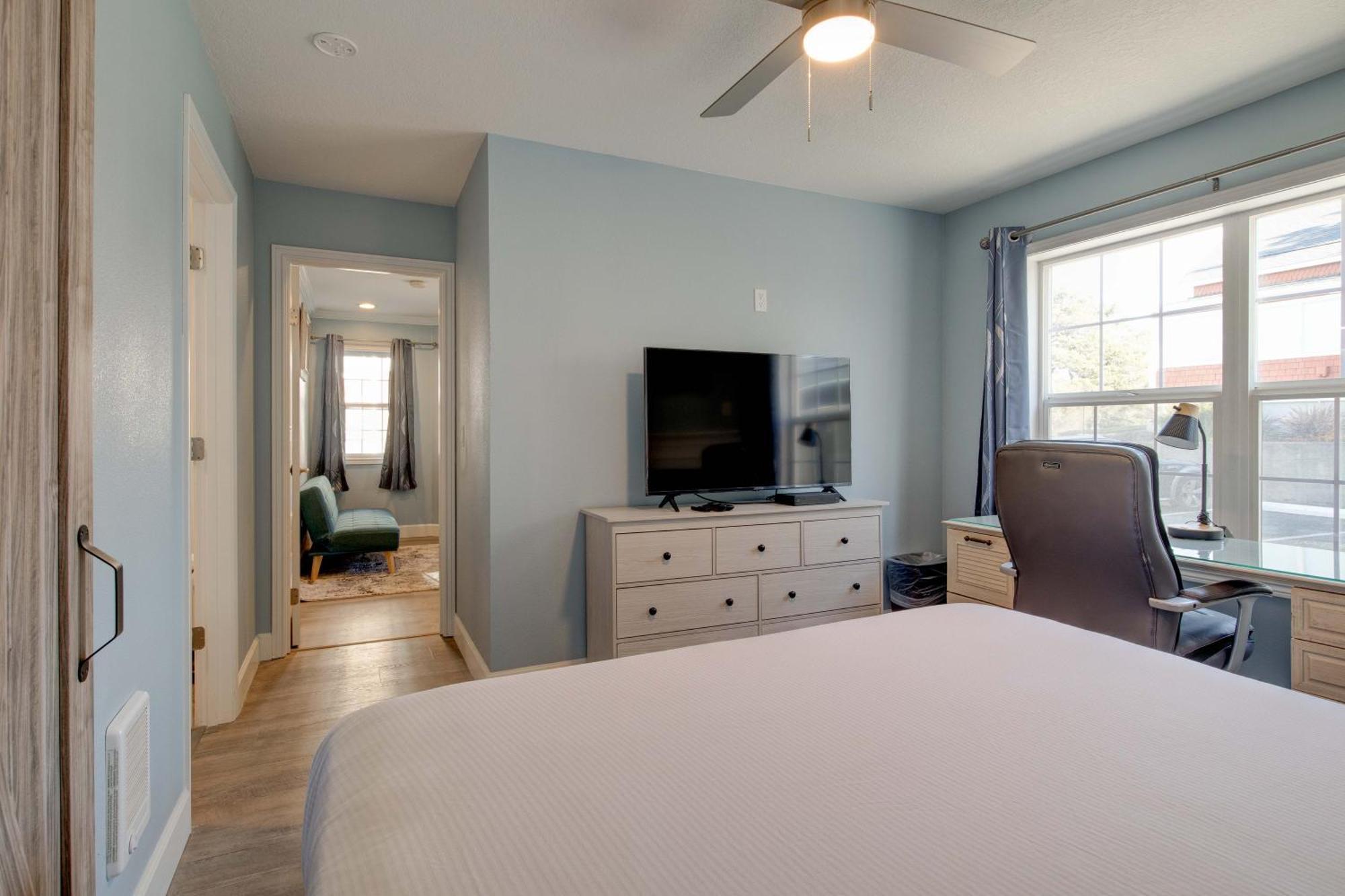 Inn Of The Four Winds Seaside Oceanfront 외부 사진